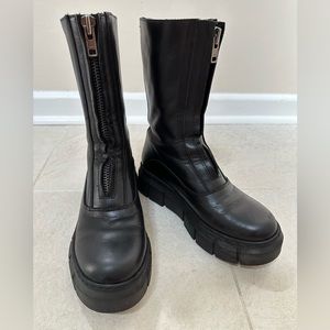 ALOHAS / Peak Zipper - Black Leather Boots / Size 37